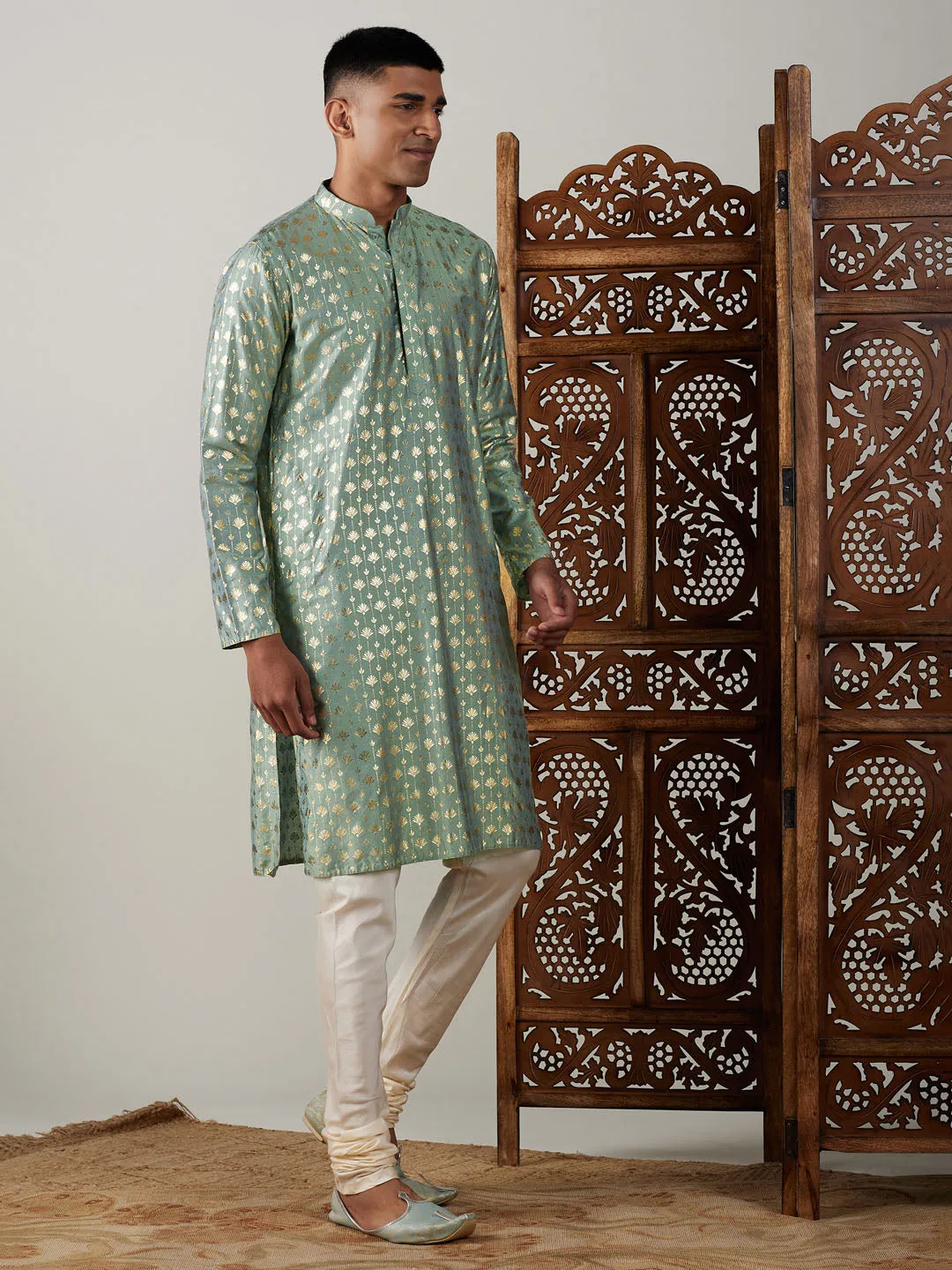 Jashvi Men's Light Green Foil Printed Kurta With Cream Pyjama Set